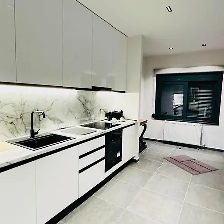 Iasonos 9 Luxury Apartment