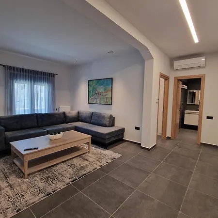 Iasonos 9 Luxury Apartment